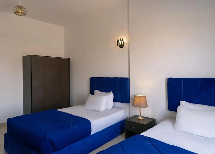 Fox House 3* Gurdaka